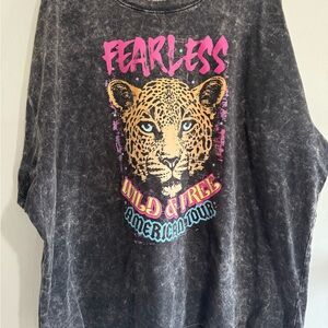 Zenana Outfitters Black and Pink Graphic Tee